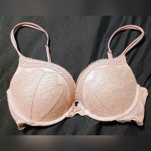 Victoria's Secret Push Up Bra‎ 34D Beige Lace